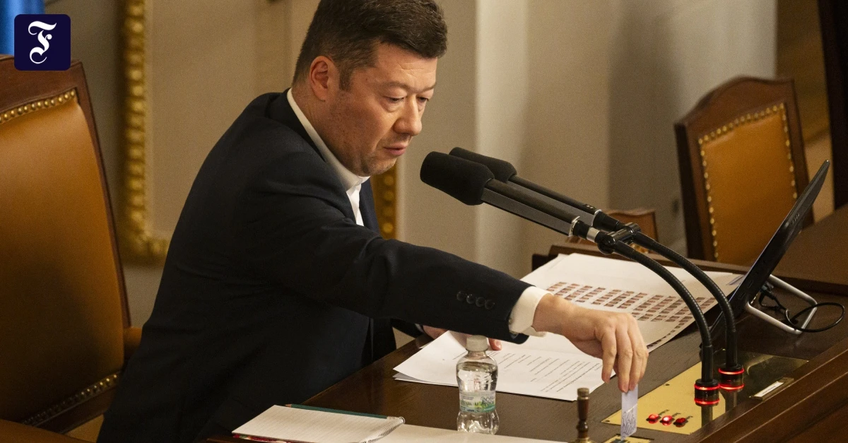 Tschechische Republik: Rechtsextremist Okamura zum Parlamentspräsidenten gewählt