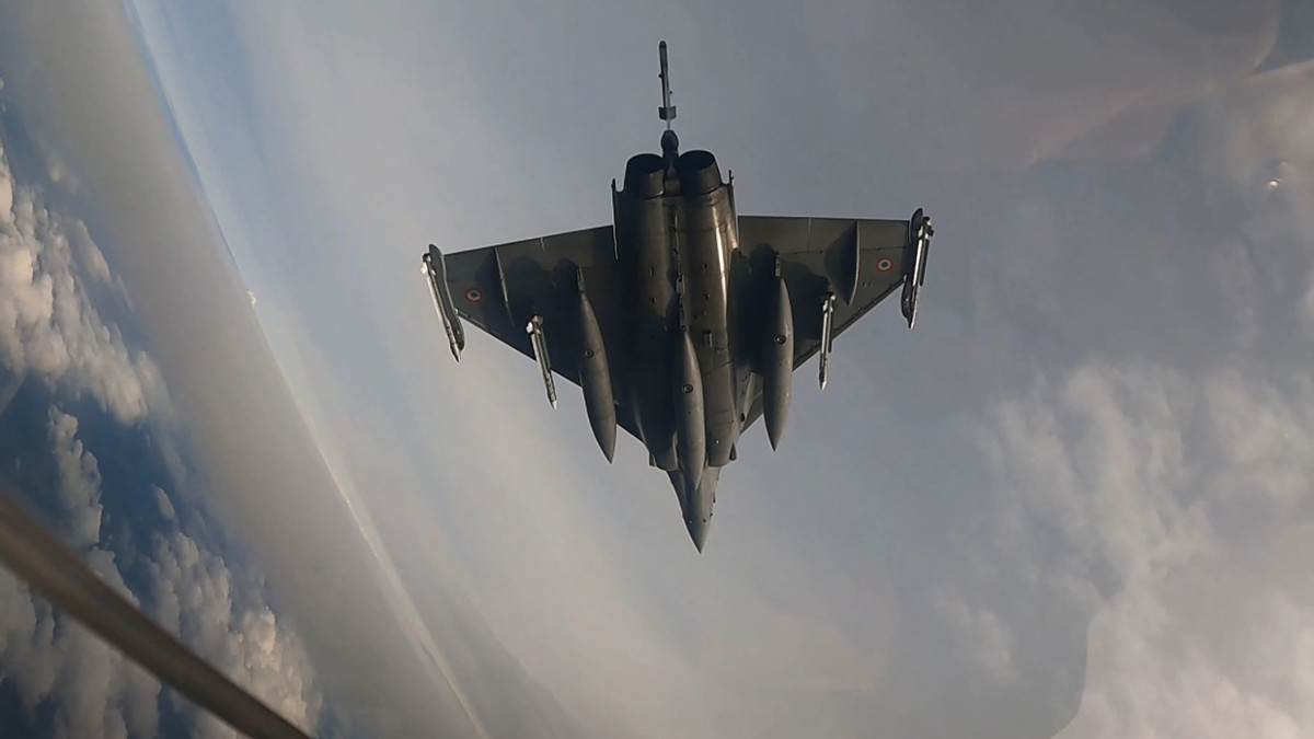 Krieg in der Ukraine: Polen lässt nach Angriff auf Westukraine Kampfjets aufsteigen