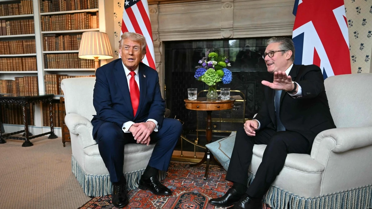 Trumps Staatsbesuch: Starmer lockt Trump mit Lob