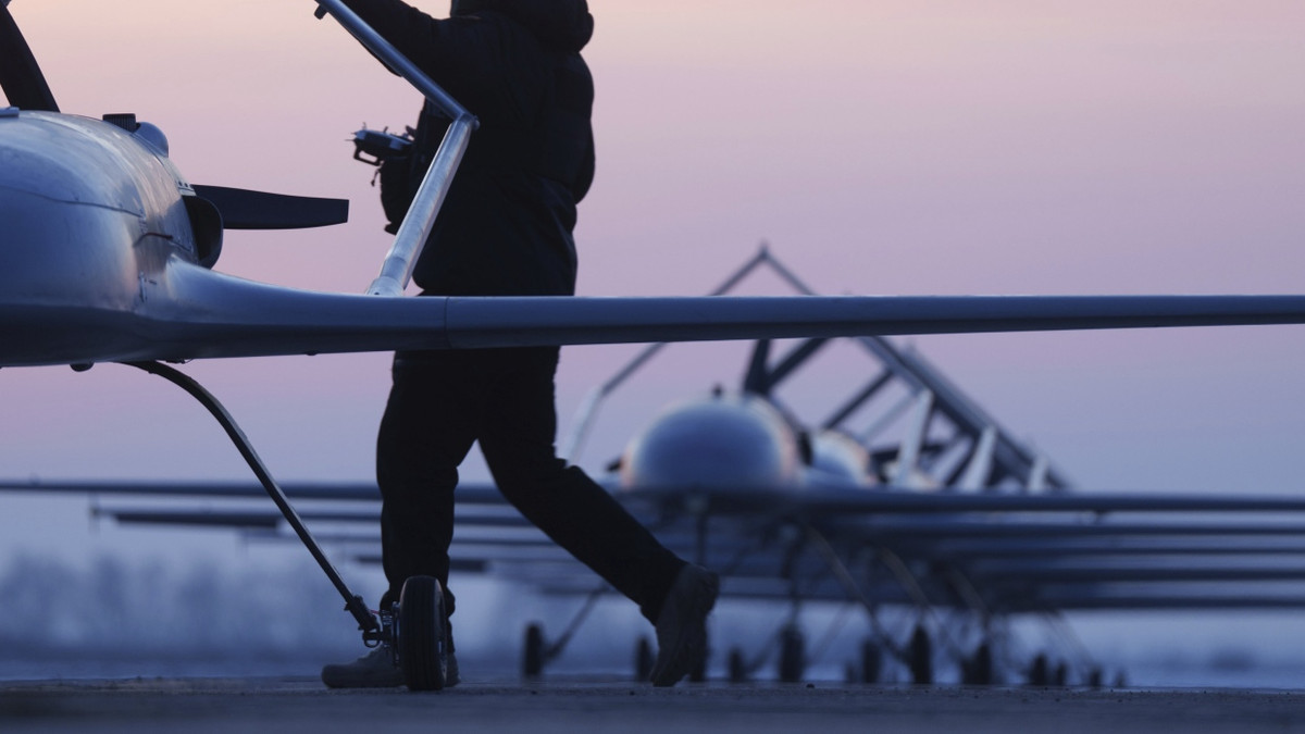 Krieg in der Ukraine: Moskau schließt Flughäfen wegen ukrainischer Drohnenangriffe