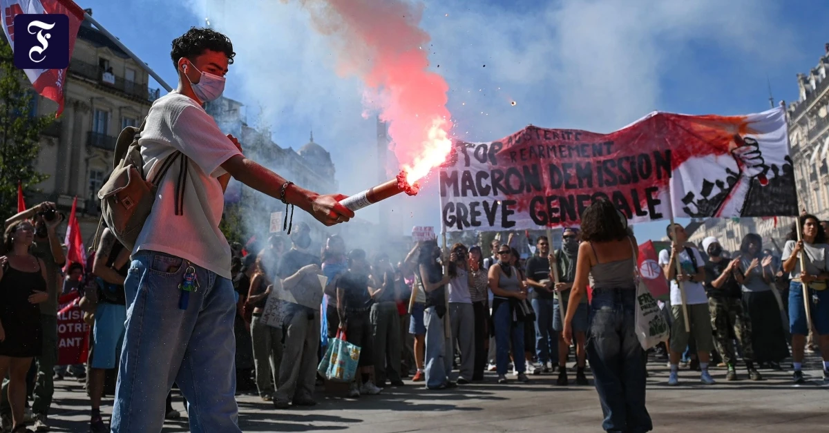 Proteste-in-Frankreich-Frankreichs-Politik-jenseits-der-Realit-t