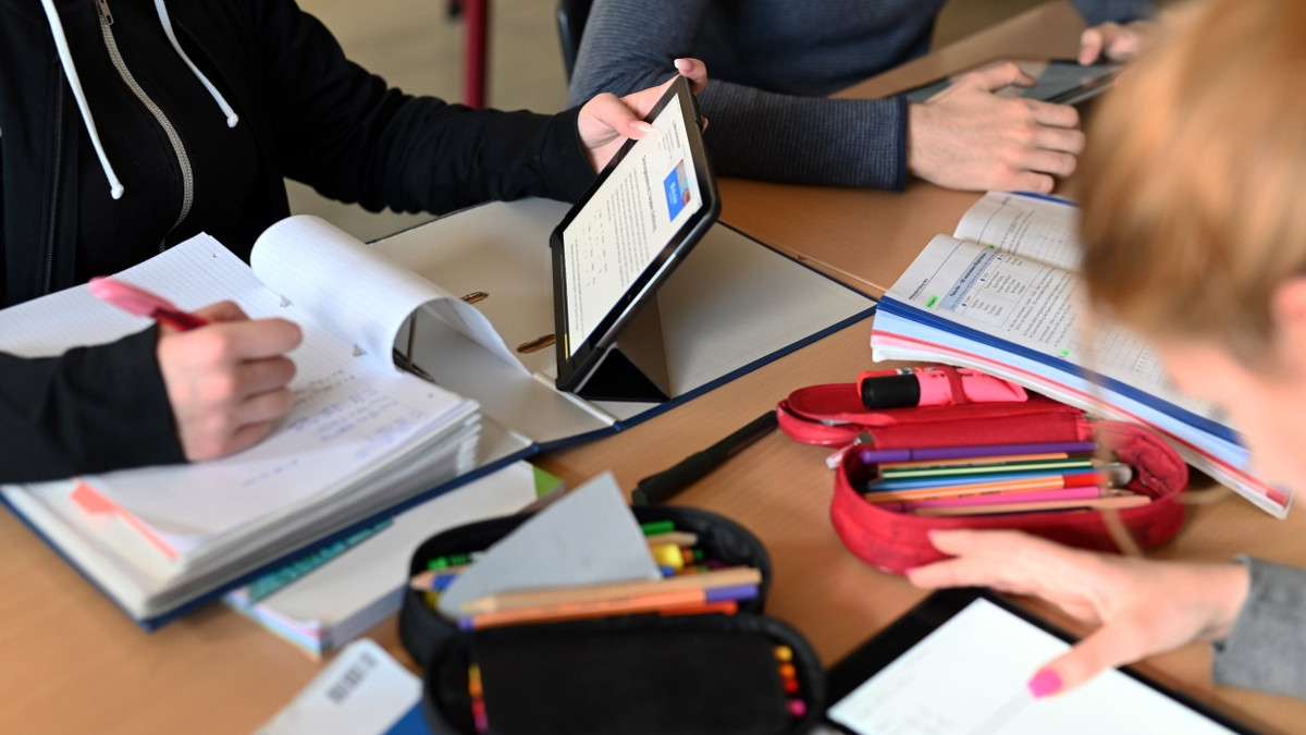 Bildungsstudie: Erhebliche Defizite in Mathe und Naturwissenschaften