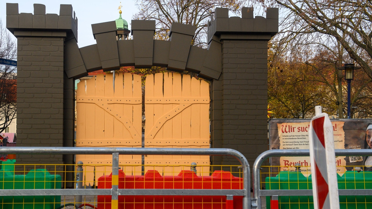 Erhöhte Sicherheit: Magdeburger Weihnachtsmarkt soll stattfinden Erhöhte Sicherheit: Magdeburger Weihnachtsmarkt soll stattfinden