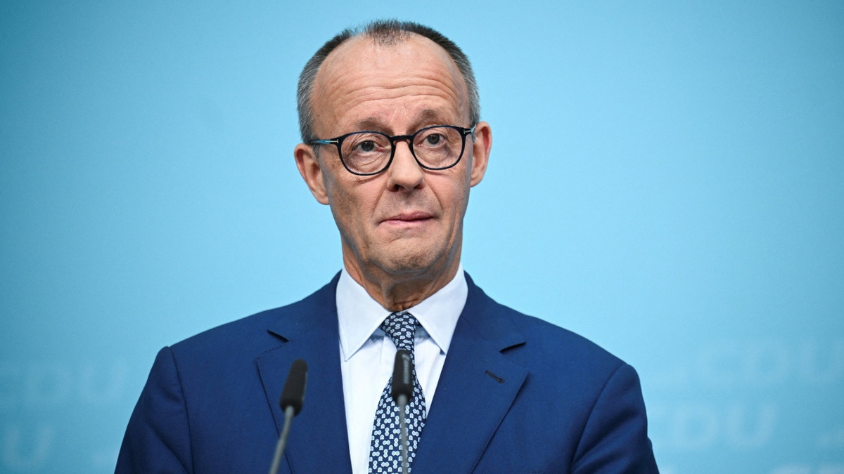 Liveblog Bundespolitik: „Selbstverständlich steht der Bundeskanzler hinter dem Außenminister“