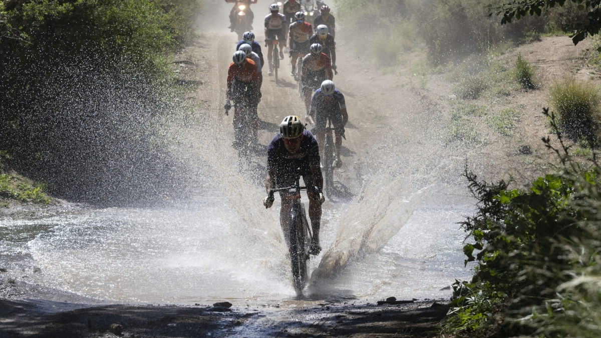 Einstein und der Sport: Wie wir die Relativitätstheorie auf dem Rad erleben