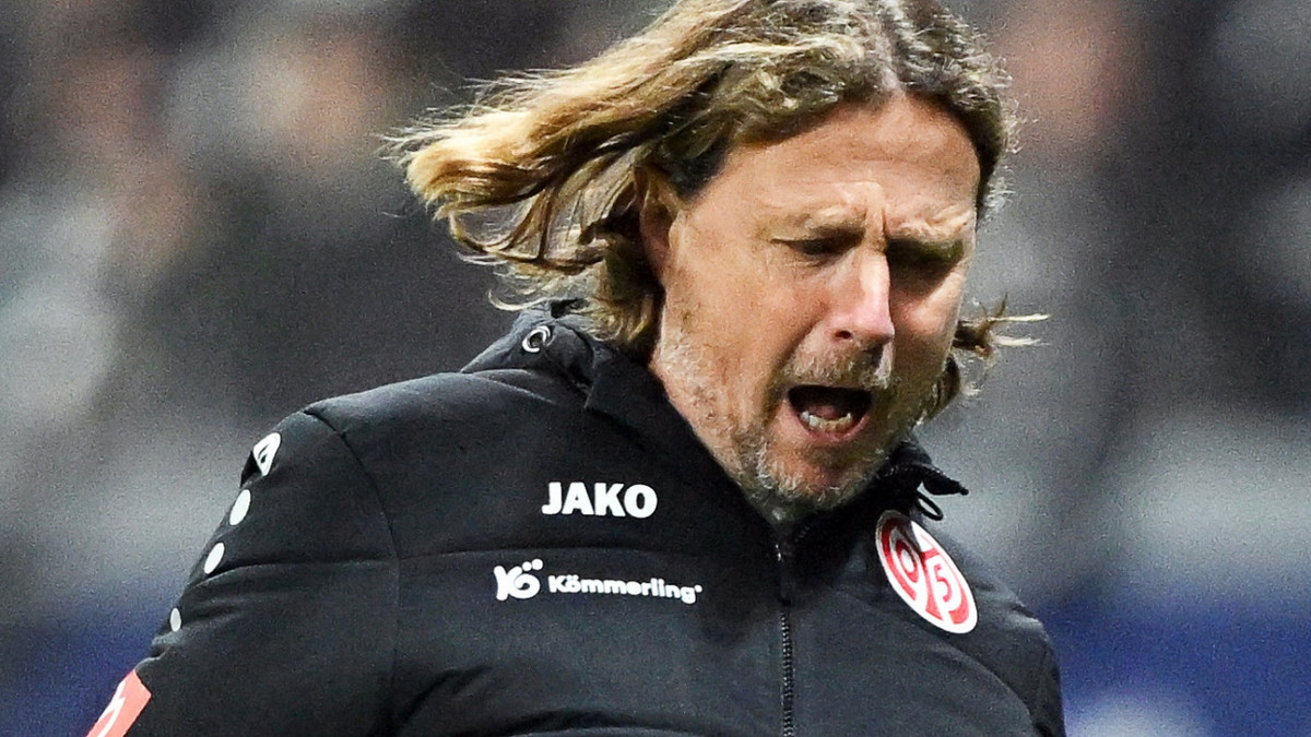 Mainz 05 in der Krise: Weiter mit Trainer Bo Henriksen!