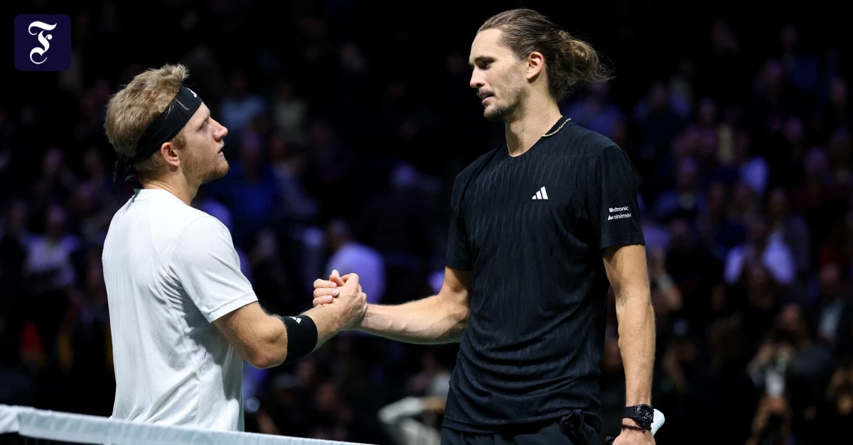 Sieg über Davidovich: Zverev wahrt Titelchance in Paris