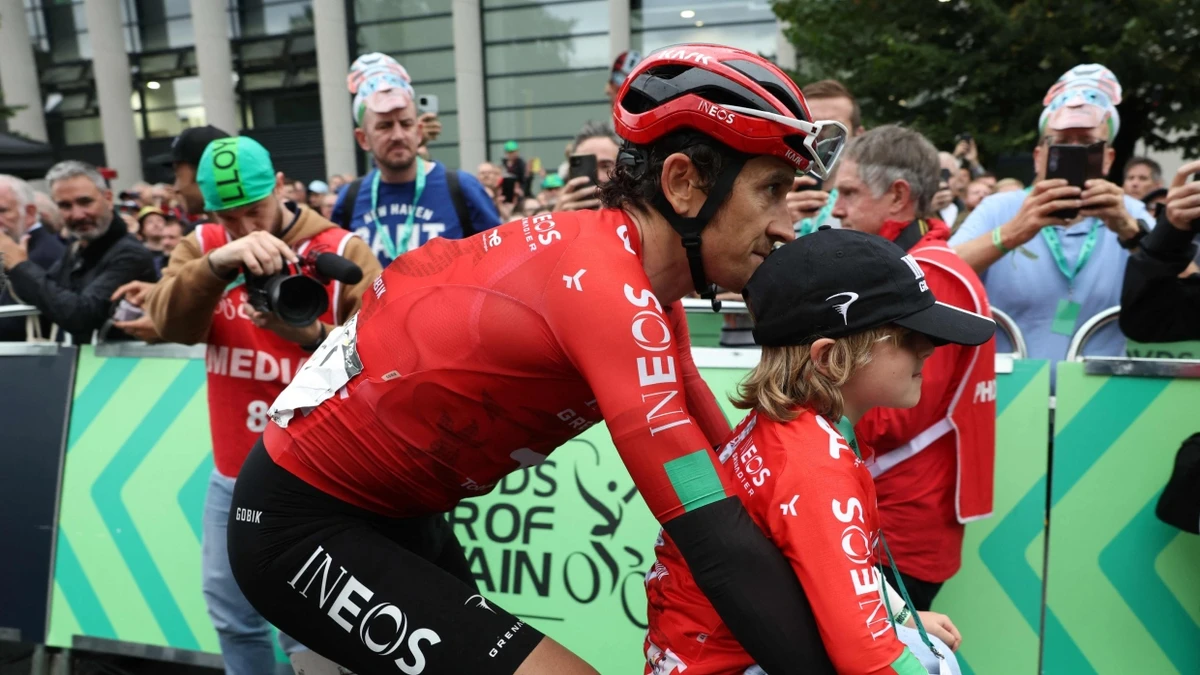 Abschiedsfahrt: Geraint Thomas mit seinem Sohn Macs - AFP