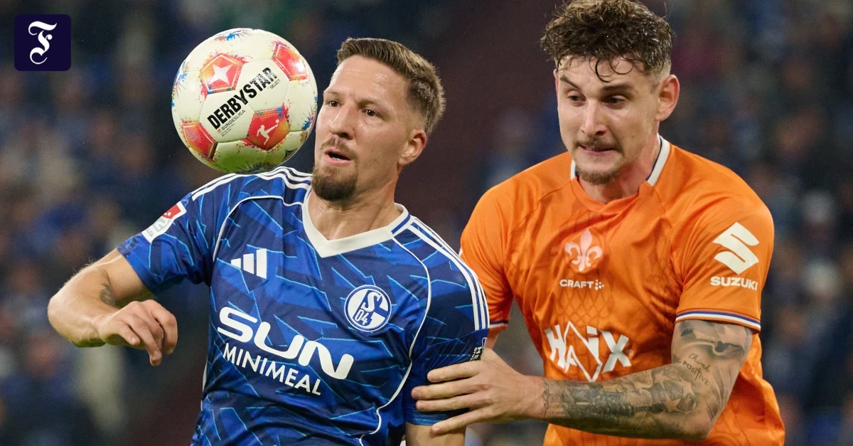 Zweite Liga am Freitag: Schalke siegt im Topspiel gegen Darmstadt