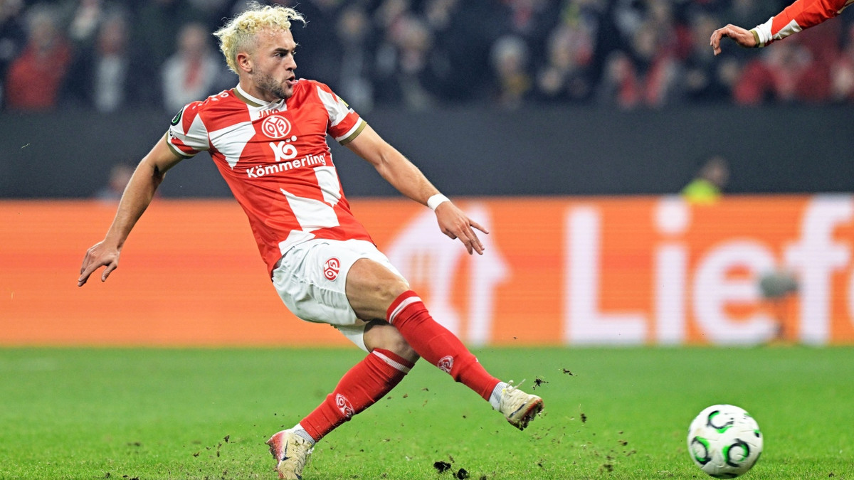 Bundesliga in Frankfurt: Alles neu im Mainzer Sturm