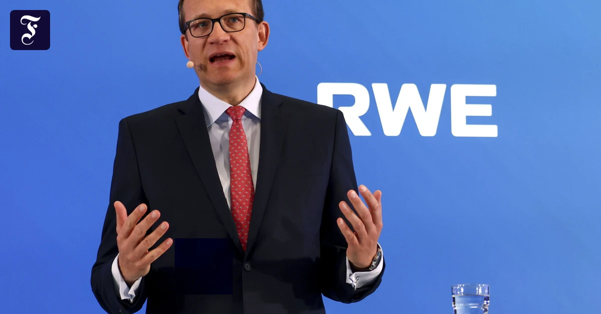 RWE CEO Markus Krebber advocates for industrial electricity prices