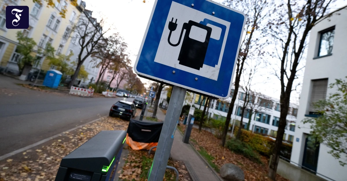 Klimaschutz: Autolobby will Ladezwang für Hybridfahrzeuge