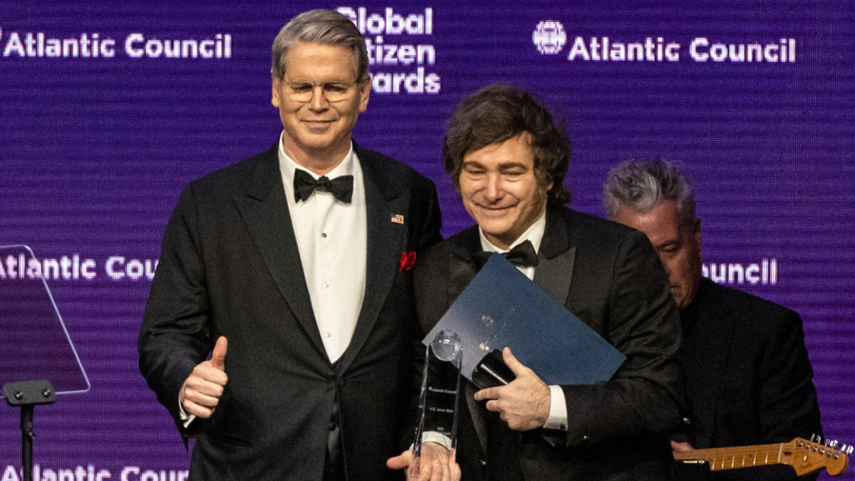 Scott Bessent und der argentinische Präsident Javier Milei - dpa