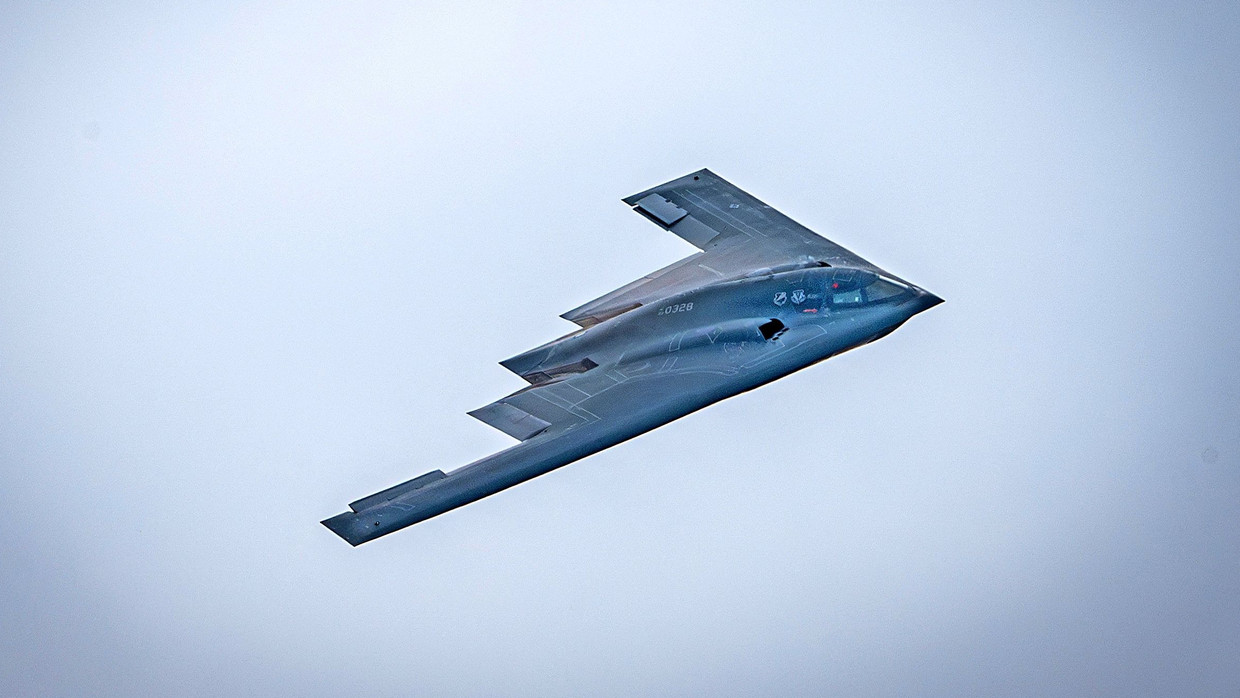 Am Angriff gegen Iran beteiligt: Ein amerikanischer B-2-Bomber über  Missouri im September 2024
