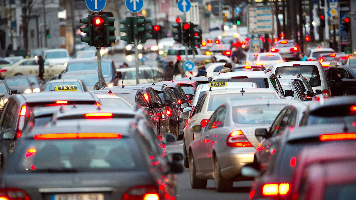 Nicht nur die Stockoxide der Autos belasten die Luft und führen aktuell in Deutschland zu Fahrverboten. Auch um strengere CO2-Werte wird derzeit gerungen.
