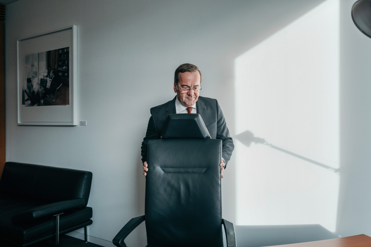 Pistorius über die neue Wehrpflicht: „Wir wollen diejenigen, die motiviert und geeignet sind. Davon haben wir langfristig (...) viel mehr, als wenn wir die jungen Menschen zum Dienst zwingen.“