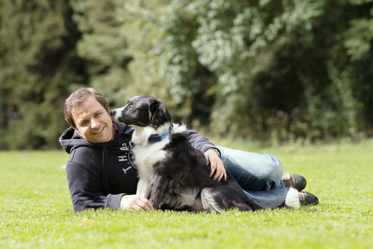Dieser Schatz darf schmatzen: Martin Rütter mit Hund