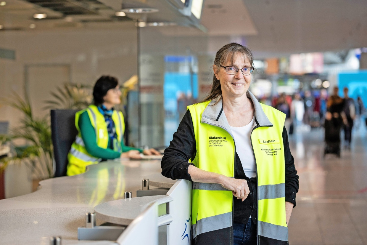 Leiterin Simone Roßbach arbeitet mit einem Team aus fünf Haupt- und 13 Ehrenamtlichen.