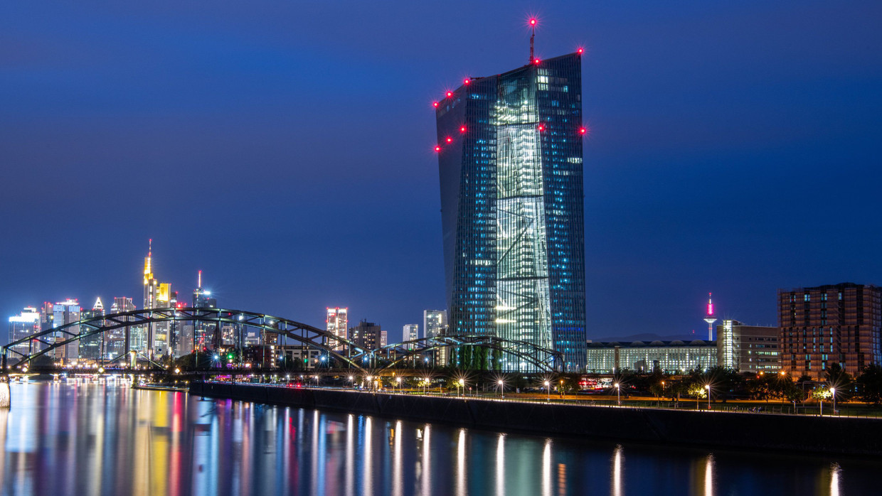 Die EZB will im Dezember über ihre Anleihekäufe entscheiden.