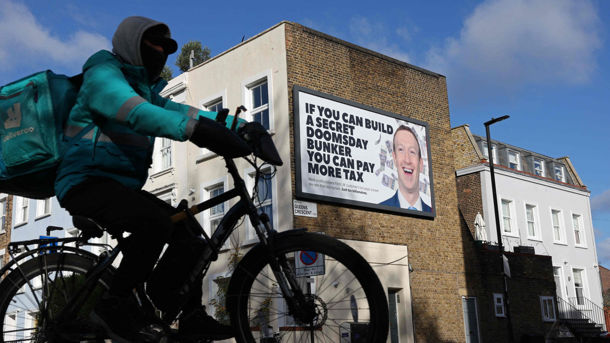 Ein Anti-Mark-Zuckerberg-Plakat in London.