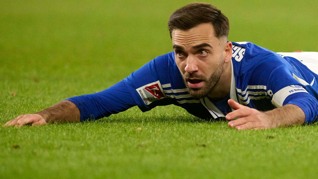 FC Schalke 04 nach 03 gegen 1. FC Kaiserslautern im Abstiegskampf