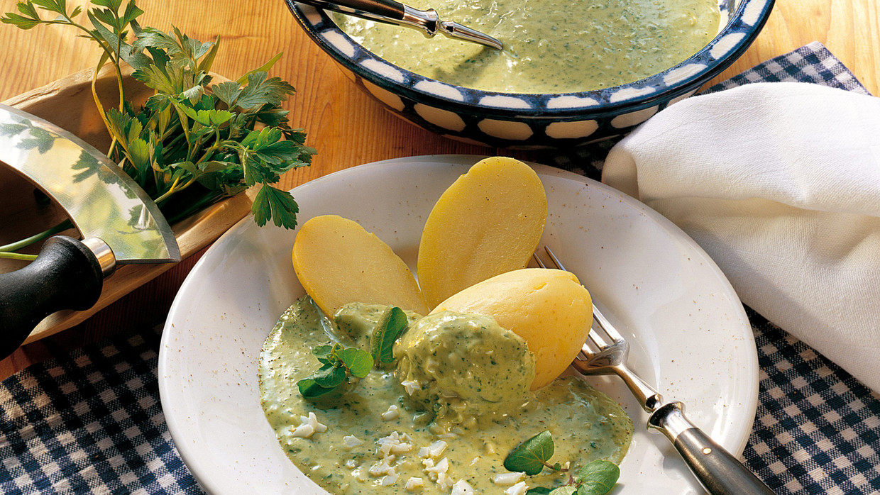 Welche Kräuter gehören in die Frankfurter Grüne Soße? Testen Sie Ihr ... Welche Kräuter gehören in die Frankfurter Grüne Soße? Testen Sie Ihr ...