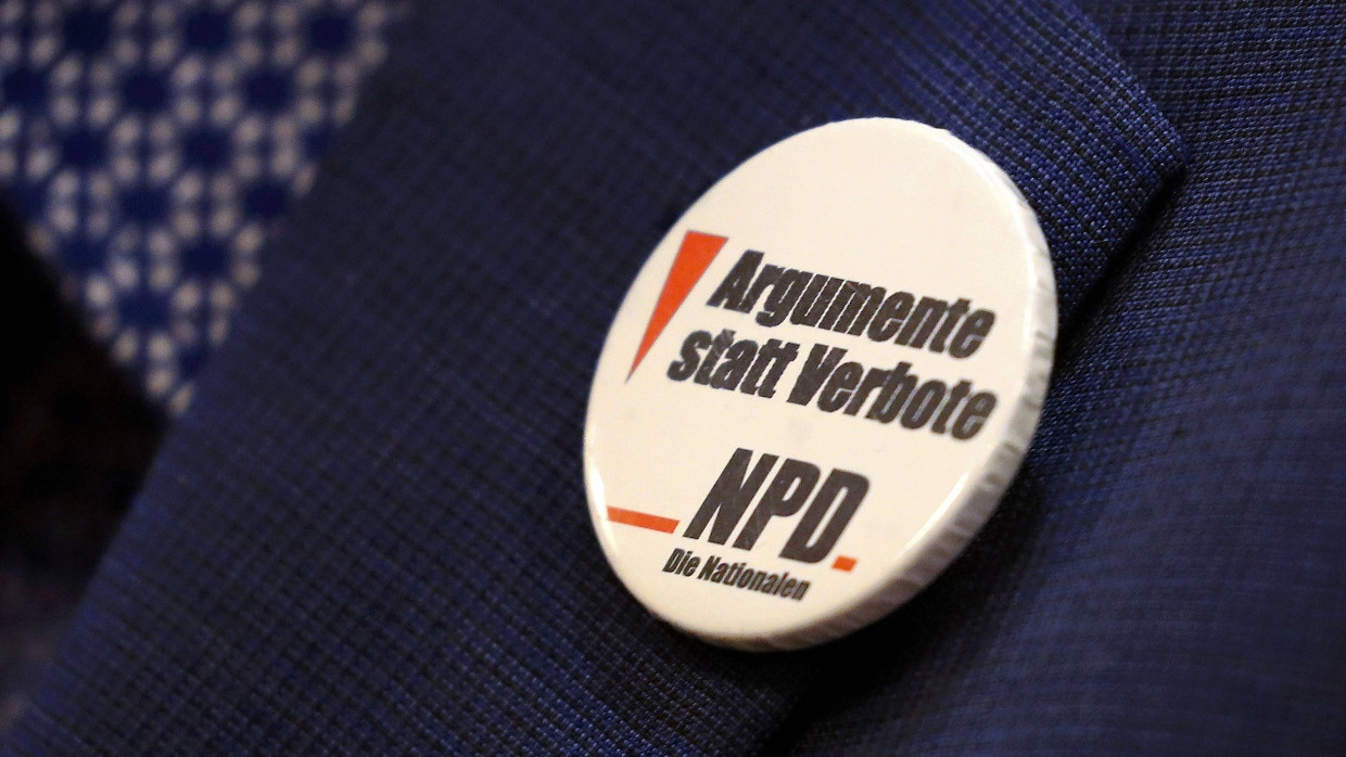 Reaktionen auf NPD-Urteil: „Politische Dummheit lässt sich nicht verbieten“