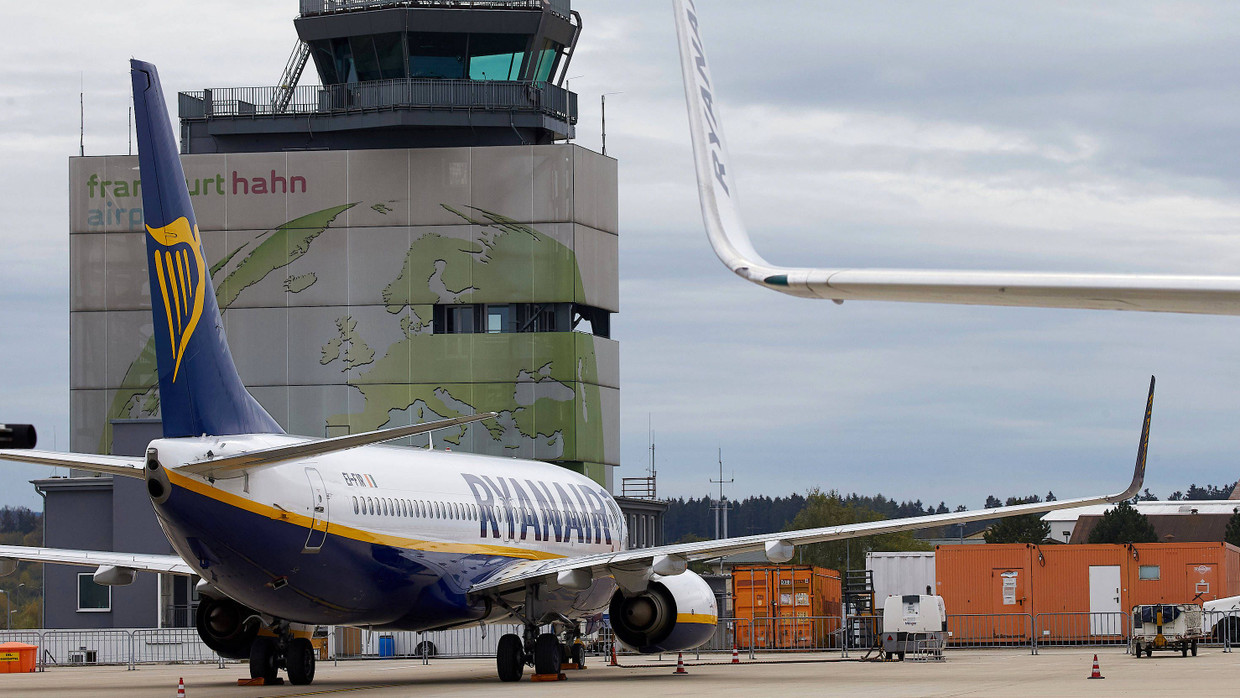 Parken Am Flughafen Hahn über Ryanair www.faz.net