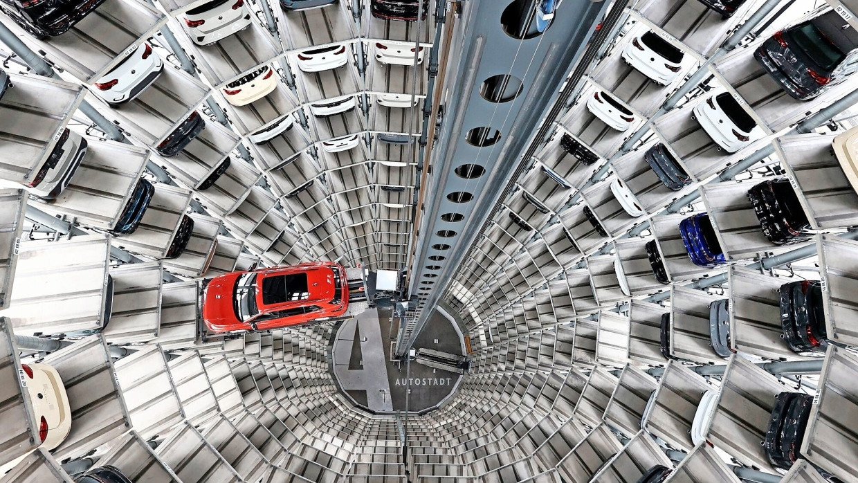Ende Einer Ära Vw Streicht Sein Letztes Luxusmodell Warum Dieser Schritt So Wichtig Ist - d05rlcu