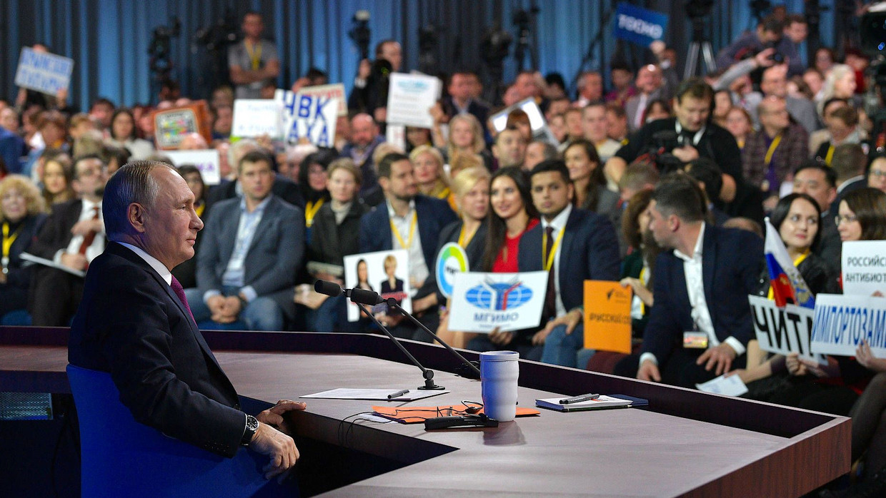 Gibt sich als kümmernder Landesvater: Putin auf seiner jährlichen Pressekonferenz