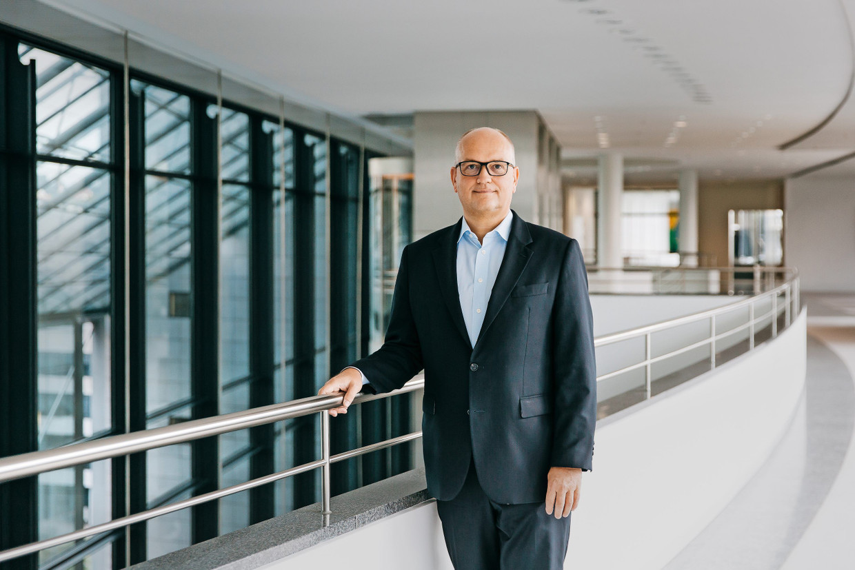 300 jobs before the end: LLBW boss Rainer Neske integrates the Berlin Hyp.