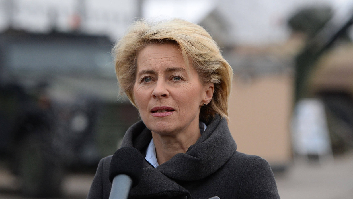 Bundeswehr-Affäre: Ursula von der Leyen übernimmt Gesamtverantwortung | FAZ