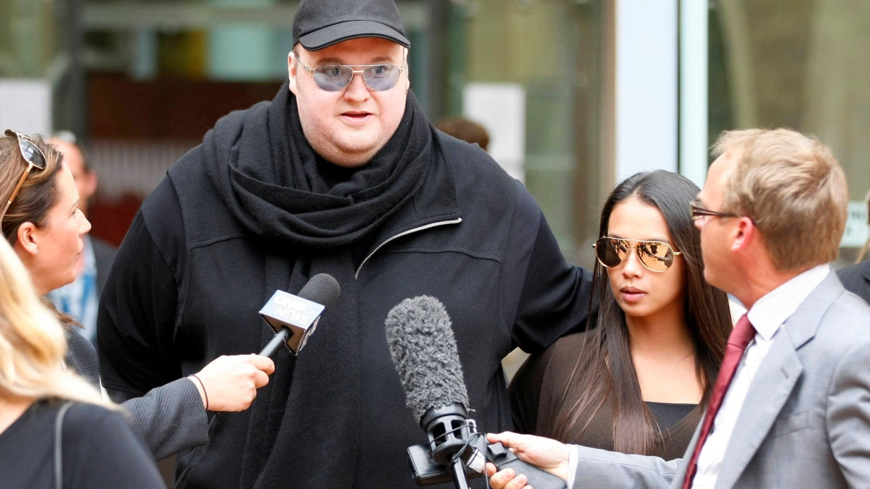 Megaupload-Gründer: Kim Dotcom bleibt auf freiem Fuß | FAZ