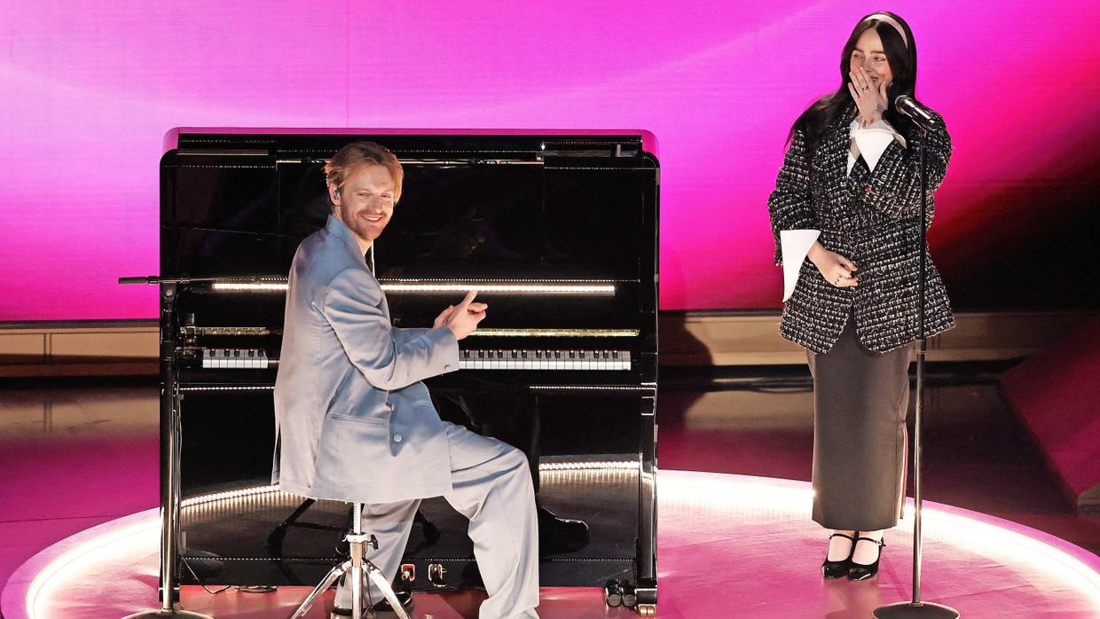 Ein musikalisches Geschwisterpaar: Billie Eilish und ihr Bruder Finneas während der Oscar-Verleihung – beide haben den Appell unterzeichnet. Ein musikalisches Geschwisterpaar: Billie Eilish und ihr Bruder Finneas während der Oscar-Verleihung – beide haben den Appell unterzeichnet.