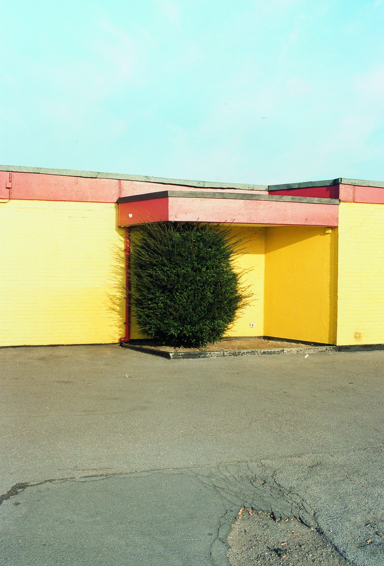 Schöne neue Heimat? Jitka Hanzlovás Blick auf deutsche Großstädte, aus der Serie „Hier“ (1998)