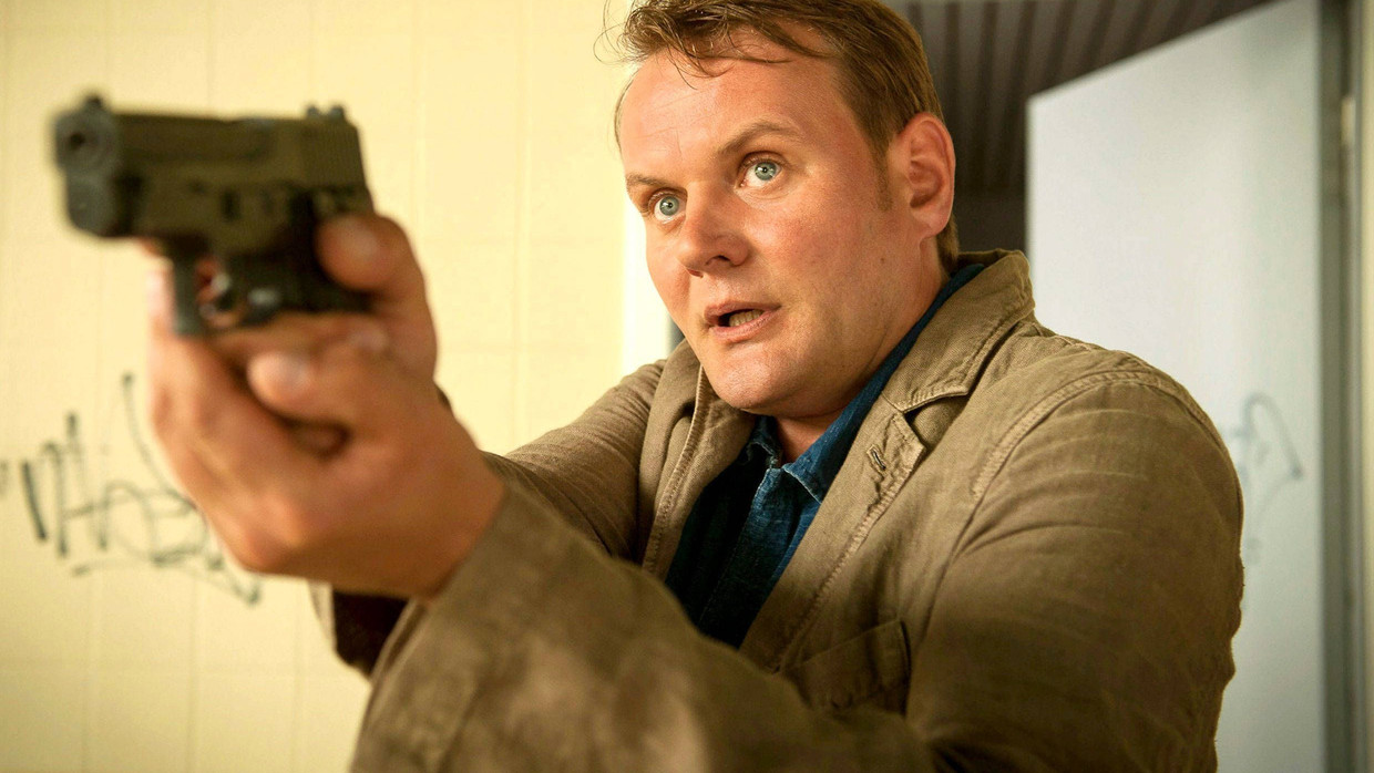 Devid Striesow als Hauptkommissar Jens Stellbrink im Tatort "Eine Handvoll Paradies" von Hannu Salonen. Devid Striesow als Hauptkommissar Jens Stellbrink im Tatort "Eine Handvoll Paradies" von Hannu Salonen.