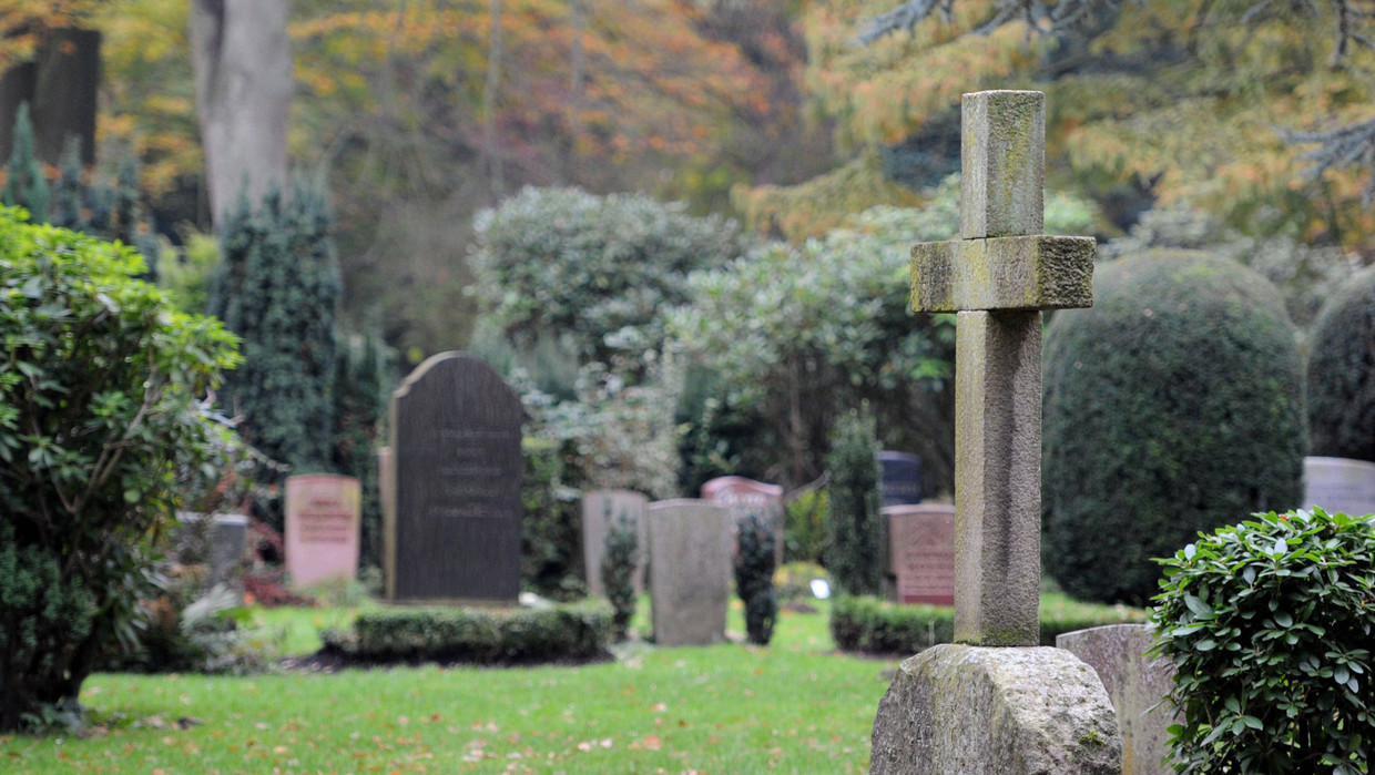 Friedhofskultur Hamburg Hat Den Sch nsten Friedhof Deutschlands friedhofskultur-hamburg-hat-den-sch-nsten-friedhof-deutschlands