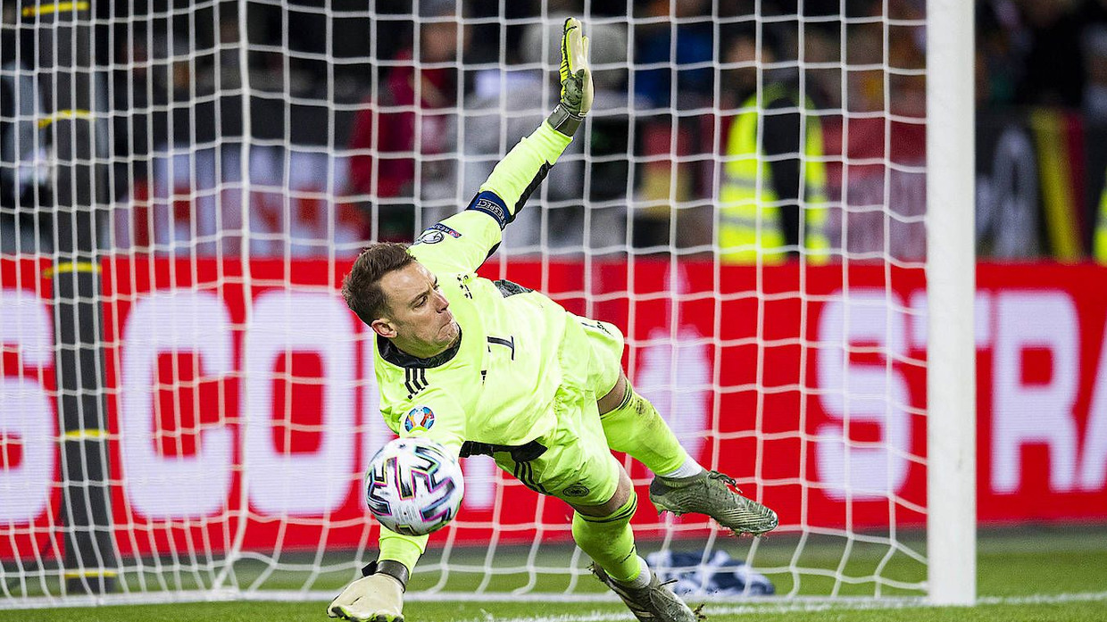 Vorteil durch Abwarten Neue Erkenntnisse der Elfmeterforschung