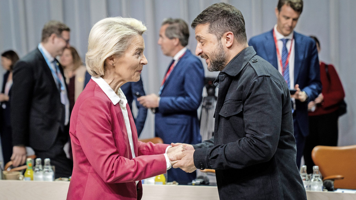 Kommissionspräsidentin Ursula von der Leyen traf den ukrainischen Präsidenten Wolodymyr Selenskyj in Kopenhagen.