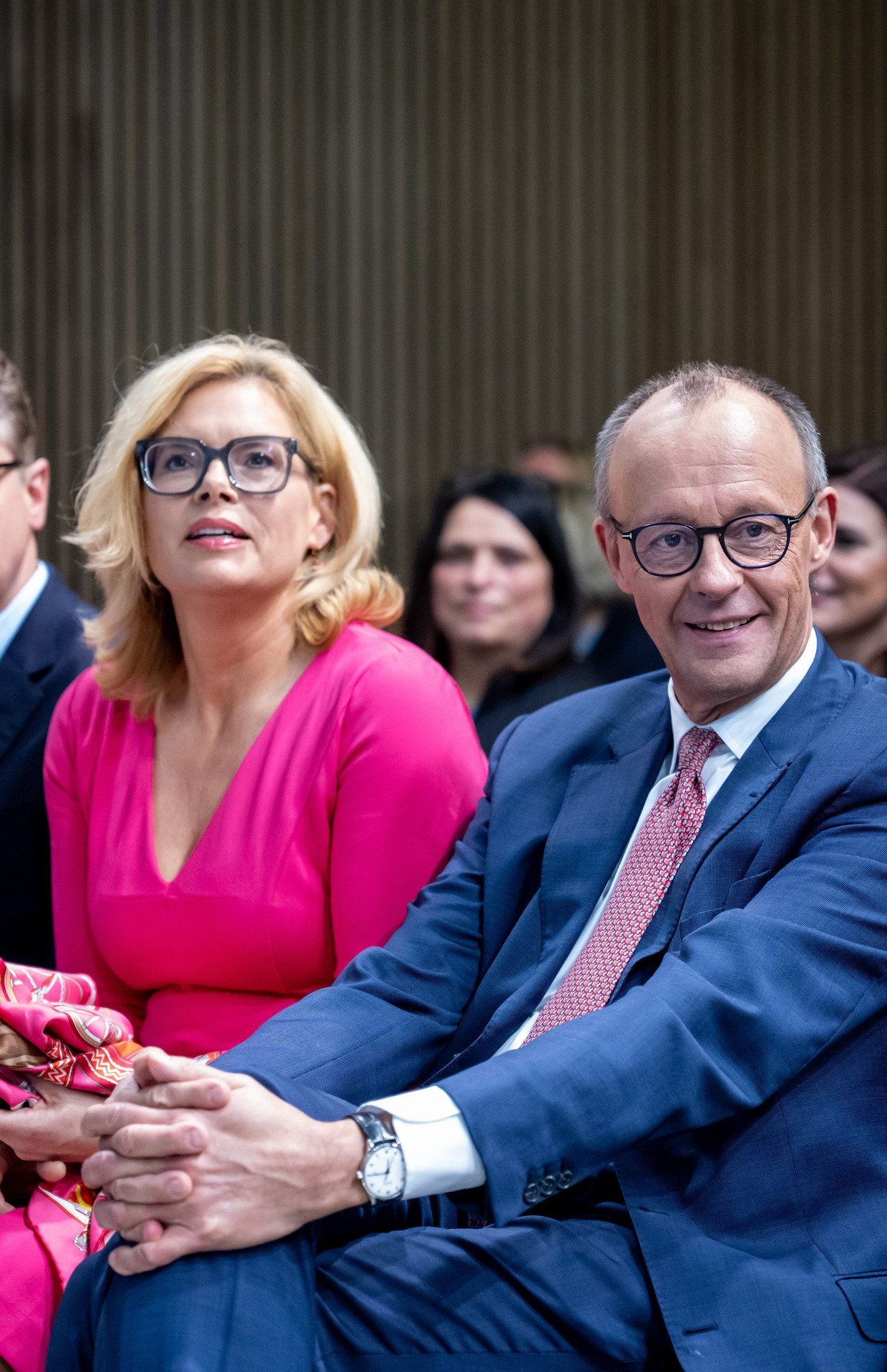 Sie wurde von ihm vorgeschlagen: Klöckner und Merz am Donnerstagabend im Publikum