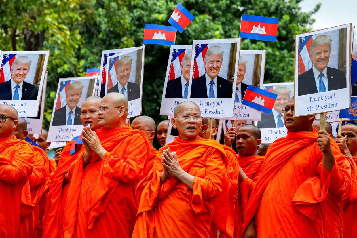 Danken Trump: Buddhistische Mönche im August 2025 in Phnom Penh