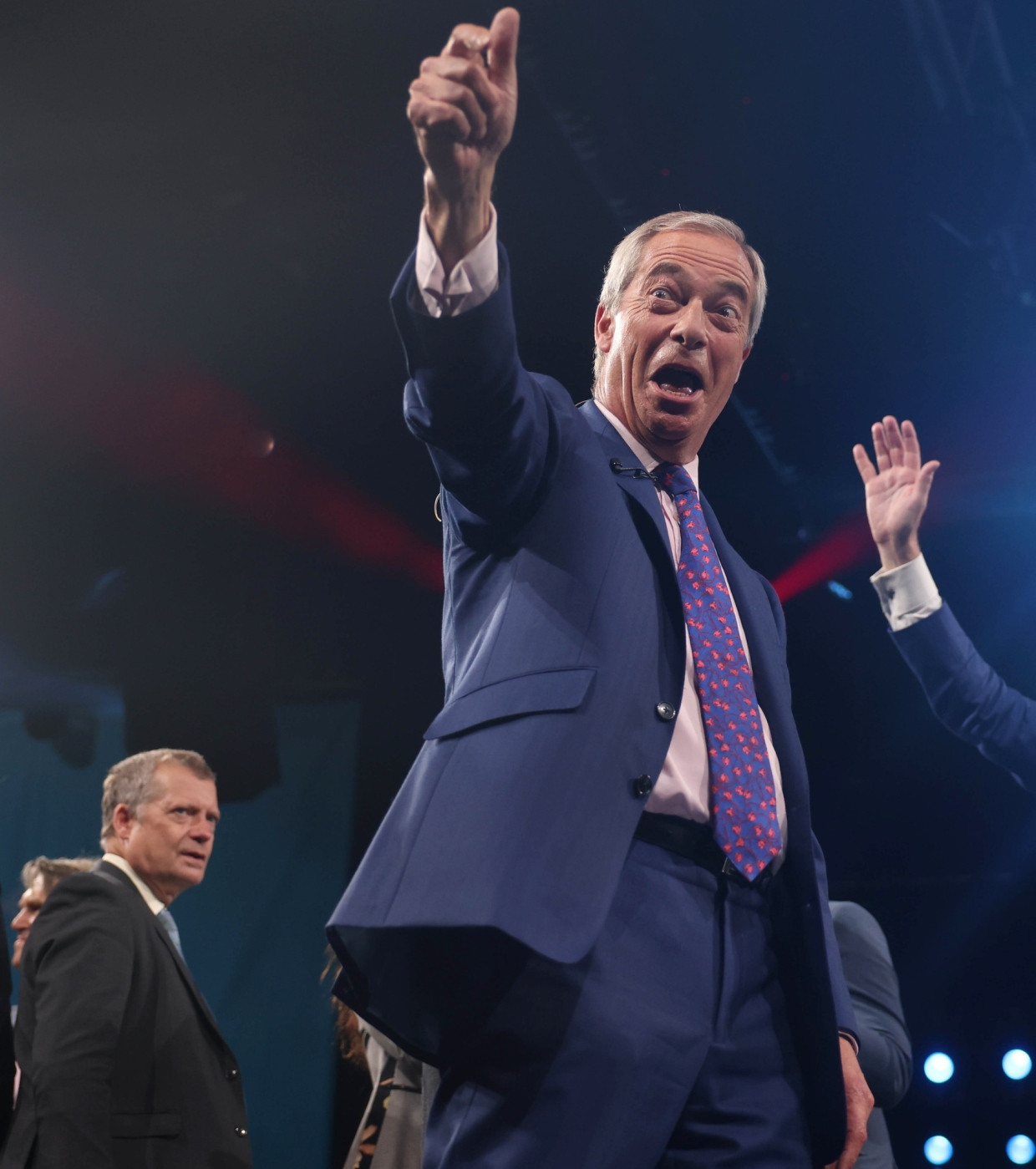 Farage ist ein Politiker, weil dieses Metier ihm die beste Bühne für Selbstdarstellung und Selbstbestätigung bietet.