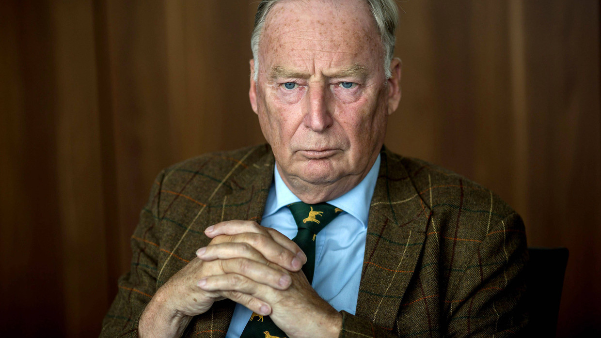 Bei einer Wahlkampfveranstaltung im thüringischen Eichsfeld sprach der AfD-Spitzenkandidat Alexander Gauland kürzlich davon, die Integrationsbeauftragte der Bundesregierung Özoguz in der Türkei zu „entsorgen“.