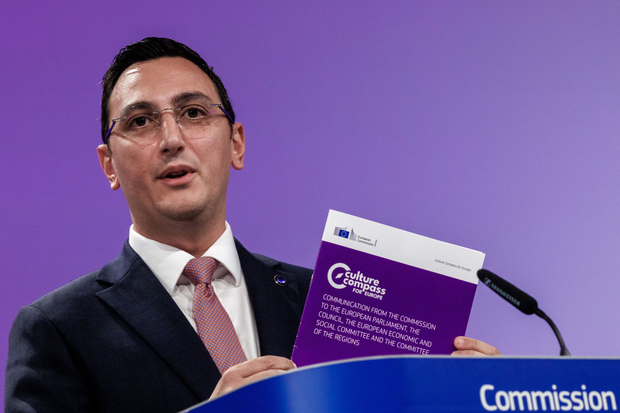 Unser Gastautor Glenn Micallef bei der Vorstellung des Kulturkompasses am 12. November