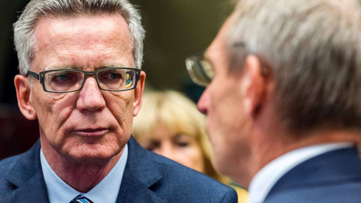 Gegenwind aus Brüssel: Bundesinnenminister Thomas de Maizière (CDU) Gegenwind aus Brüssel: Bundesinnenminister Thomas de Maizière (CDU)