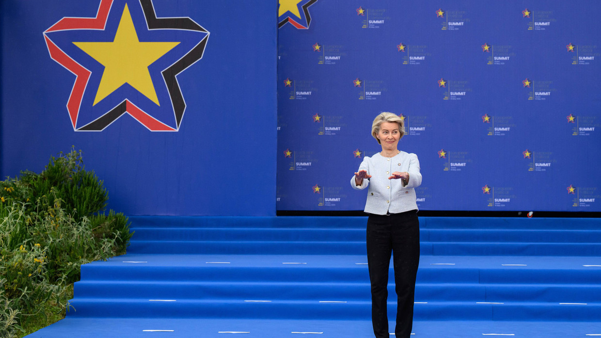 EU-Kommissionspräsidentin Ursula von der Leyen auf einem Gipfeltreffen in Albanien.