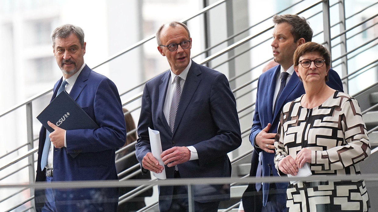 Markus Söder, Friedrich Merz, Lars Klingbeil und Saskia Esken am Mittwoch in Berlin