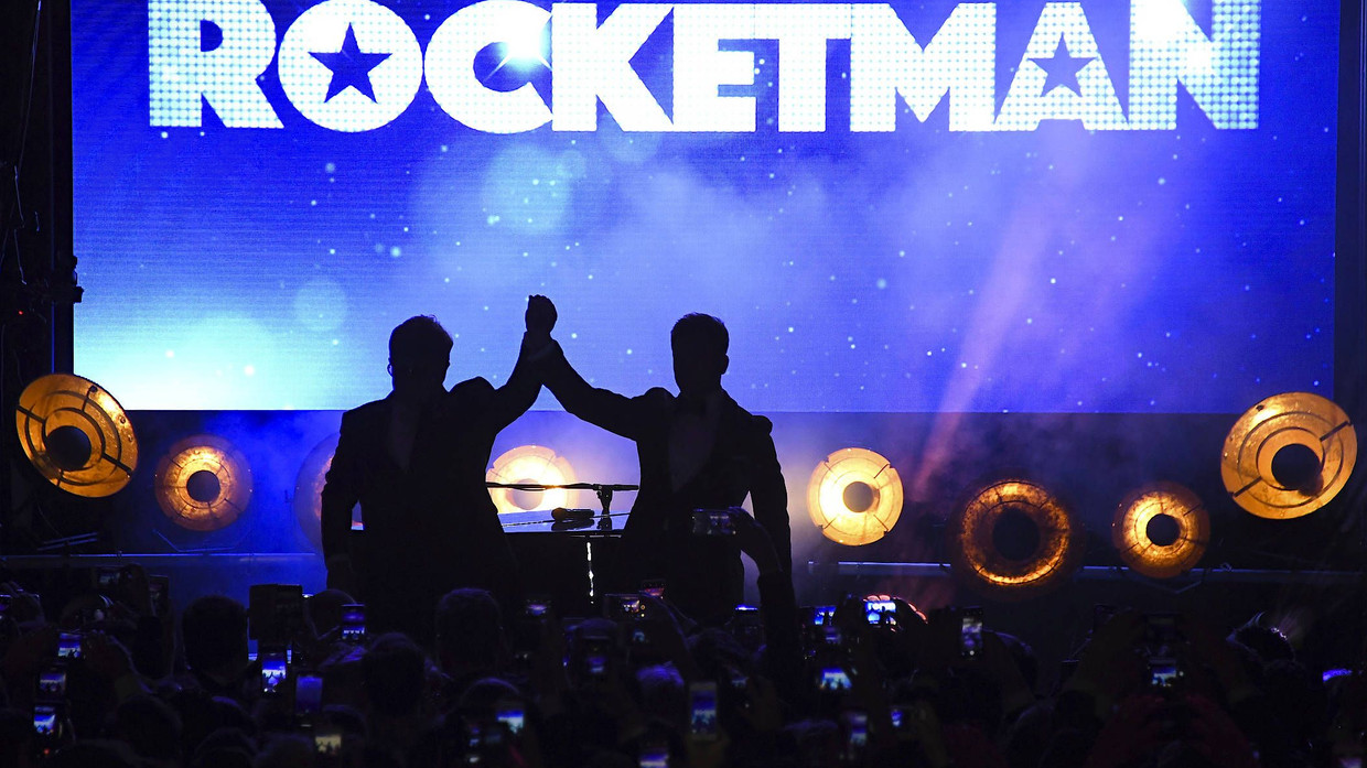 Elton John und der Schauspieler Taron Egerton im Mai in Cannes