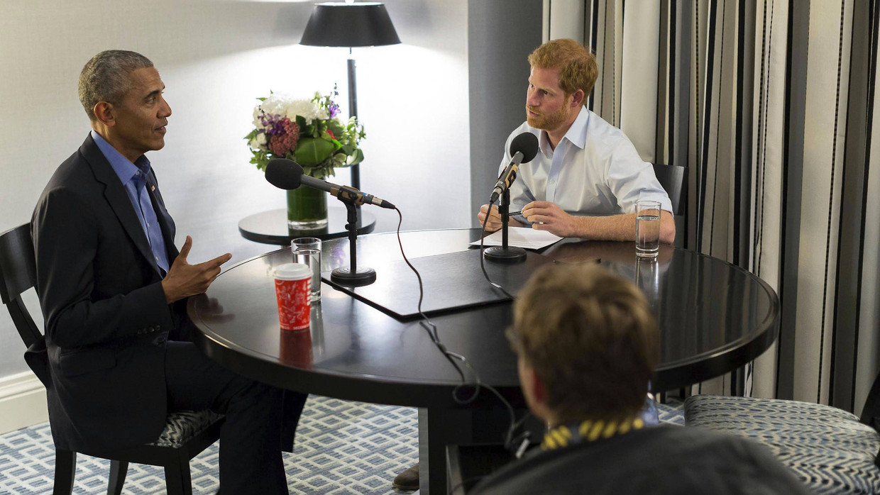 Erstes Interview: Der ehemalige amerikanische Präsident Barack Obama und Prinz Harry im September in Toronto Erstes Interview: Der ehemalige amerikanische Präsident Barack Obama und Prinz Harry im September in Toronto