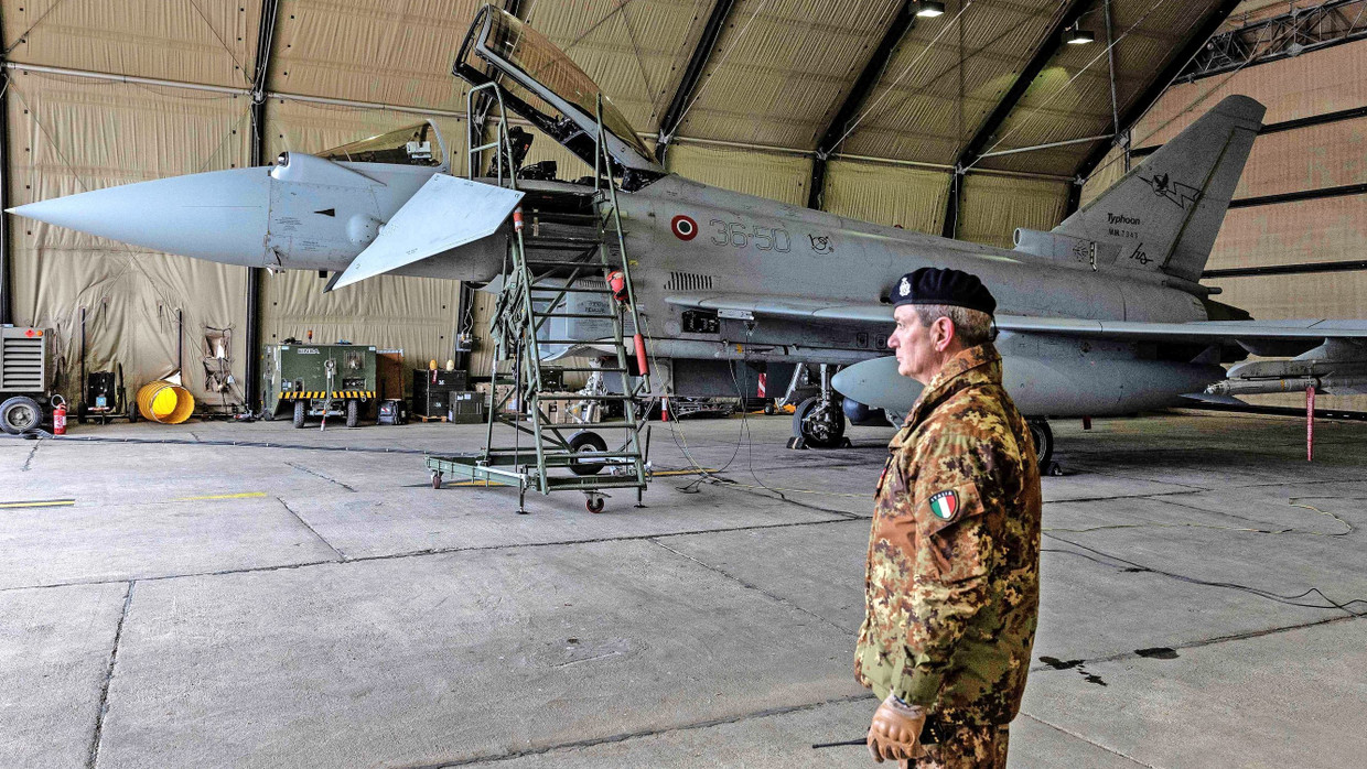 Stets in Alarmbereitschaft: Ein italienischer Eurofighter im Dezember auf der rumänischen Luftwaffenbasis Mihail Kogălniceanu
